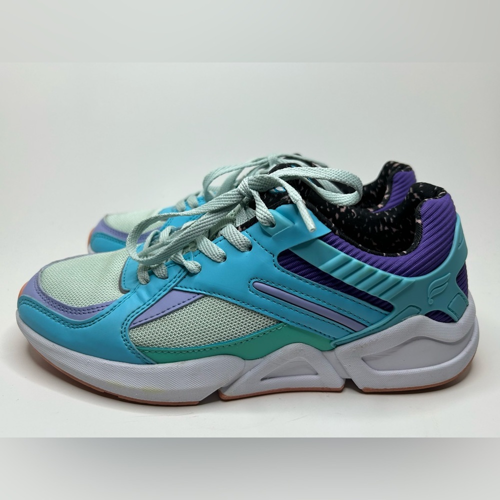 Fabletics Blue and White Lace Up Athletic Sneaker Size 7.5